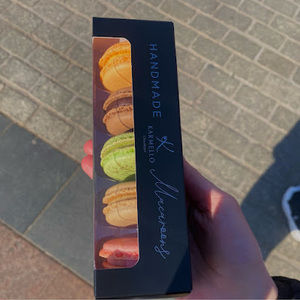 Meet your Posher, Olivia